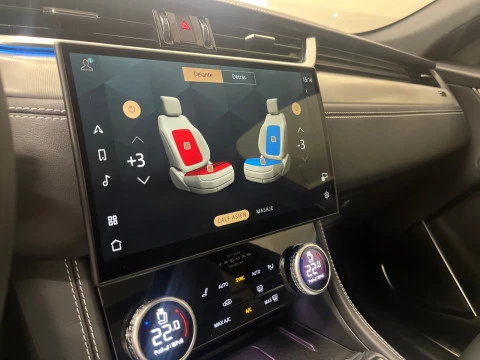 Jaguar F-Pace 2.0D I4 204PS AWD Auto MHEV R-Dynamic SE