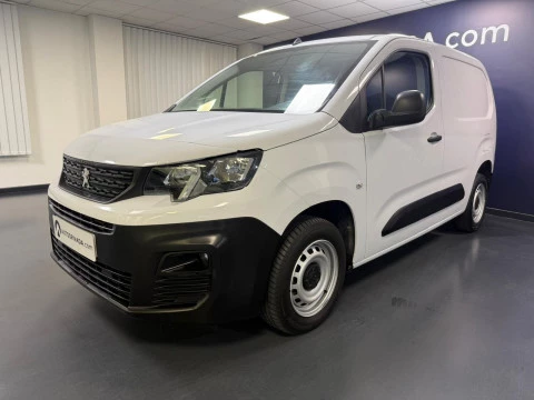 Peugeot Partner Pro Standard 600kg BlueHDi 73kW