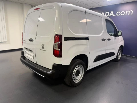Peugeot Partner Pro Standard 600kg BlueHDi 73kW