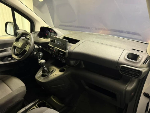 Peugeot Partner Pro Standard 600kg BlueHDi 73kW