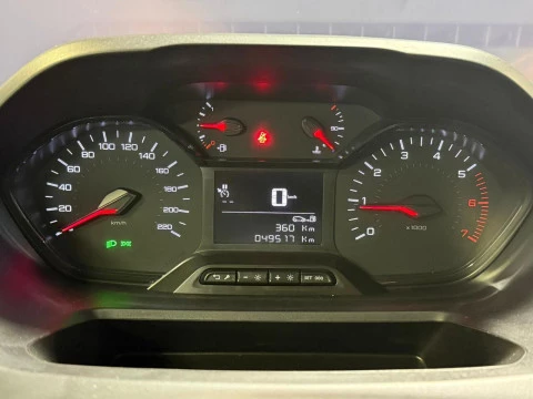 Peugeot Partner Pro Standard 600kg BlueHDi 73kW