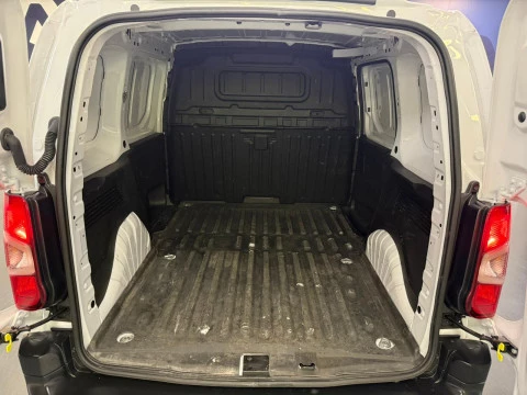 Peugeot Partner Pro Standard 600kg BlueHDi 73kW