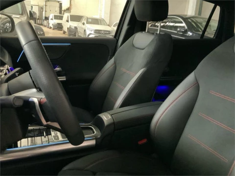 Mercedes-Benz GLA 200 D