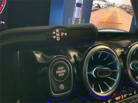 Mercedes-Benz GLA 200 D