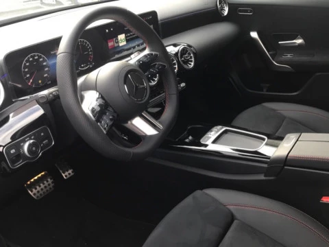 Mercedes-Benz Clase A  250 e MG Line (EURO 6e)