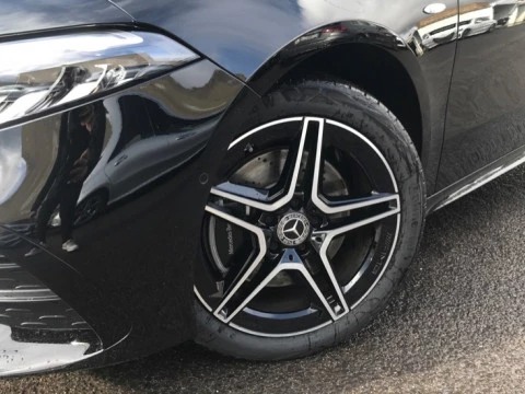 Mercedes-Benz Clase A  250 e MG Line (EURO 6e)