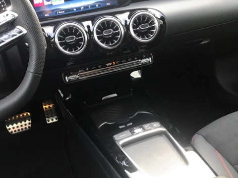 Mercedes-Benz Clase A  250 e MG Line (EURO 6e)