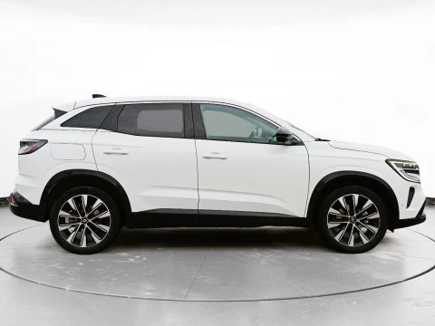 Renault Austral TECHNO MILD HYBRID 140CV (103KW)