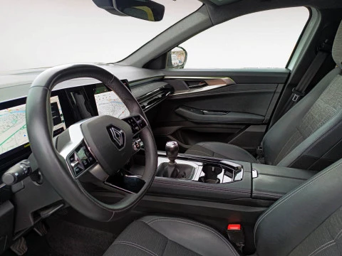 Renault Austral TECHNO MILD HYBRID 140CV (103KW)