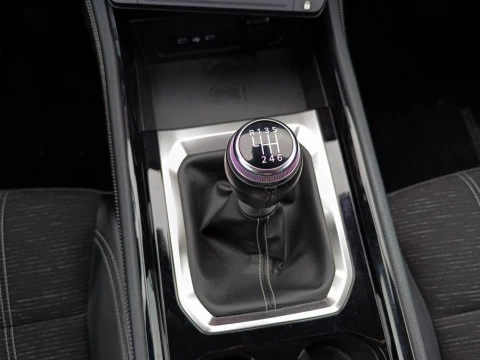 Renault Austral TECHNO MILD HYBRID 140CV (103KW)