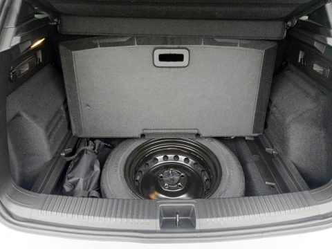 Renault Austral TECHNO MILD HYBRID 140CV (103KW)