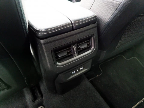 Renault Austral TECHNO MILD HYBRID 140CV (103KW)