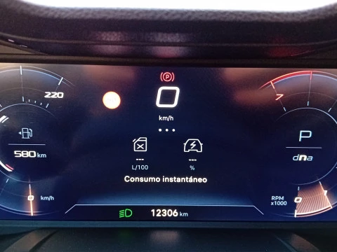 Alfa Romeo Junior Ibrida 100kW (136CV)