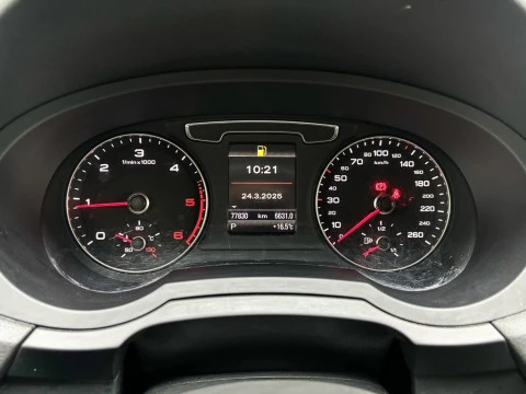 Audi Q3 Attraction 2.0 TDI 110kW(150CV) S tronic