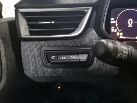 Renault Clio techno Eco-G 100cv (74kW)