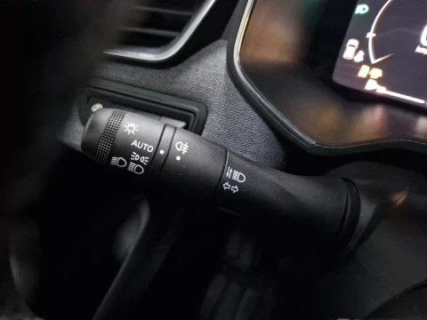 Renault Clio techno Eco-G 100cv (74kW)