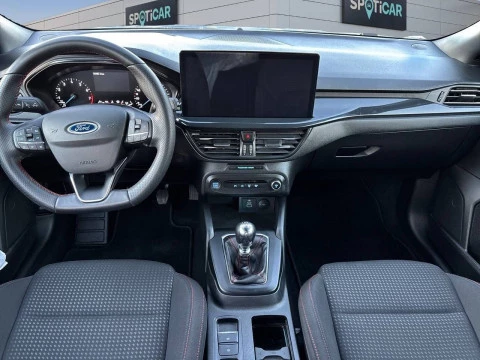Ford Focus 1.0 Ecoboost MHEV 92kW ST-Line