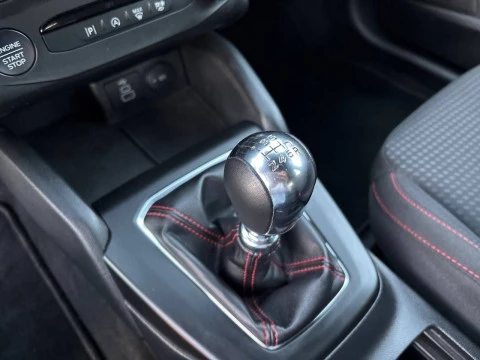 Ford Focus 1.0 Ecoboost MHEV 92kW ST-Line