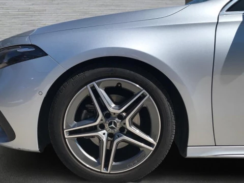 Mercedes-Benz Clase A  180 Compacto