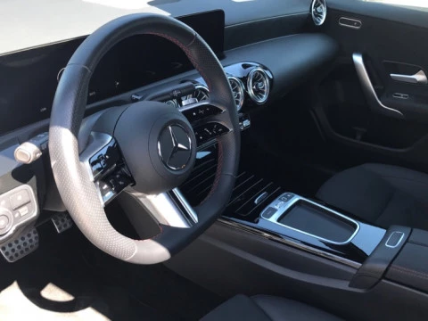 Mercedes-Benz Clase A  180 Compacto