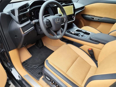 Lexus RZ 300e PREMIUM DESING 4WD