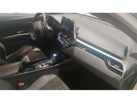 Toyota C-HR 5P GR SPORT 180H e-CVT