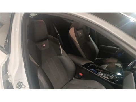 Toyota C-HR 5P GR SPORT 180H e-CVT