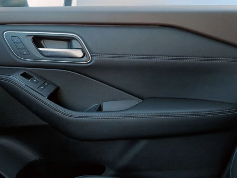 Nissan X-Trail 1.5 HEV E-4ORCE 213 TEKNA 5P