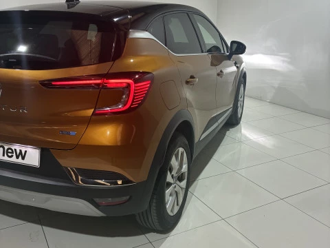 Renault Captur E-TECH ZEN HIBRIDO ENCHUFABLE