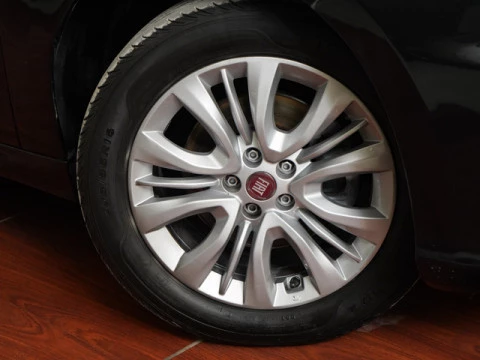 Fiat Tipo 1.4 T-Jet Gasolina/GLP Easy 88 kW (120 CV)