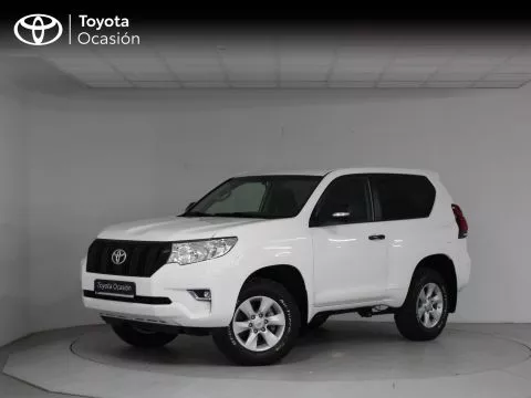 Toyota Land Cruiser 2.8 D-4D GX Toyota Land Cruiser 2.8 D-4D GX