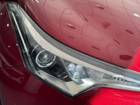 Toyota C-HR Hybrid Advance