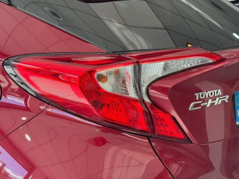 Toyota C-HR Hybrid Advance