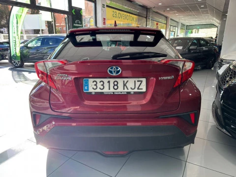 Toyota C-HR Hybrid Advance