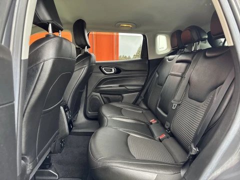 Jeep Compass 1.3 Gse Limited 4x2 DCT 110 kW (150 CV)