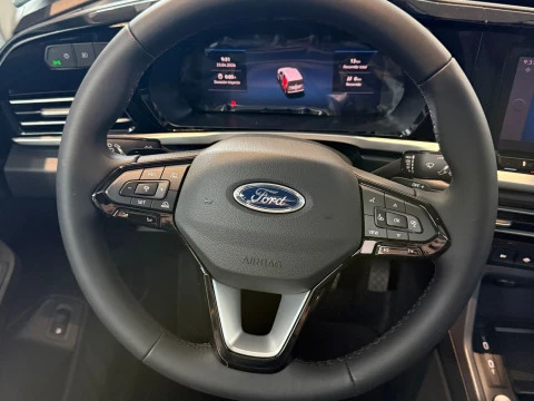 Ford Grand Tourneo Connect 1.5 Ecoboost PHEV Active Auto