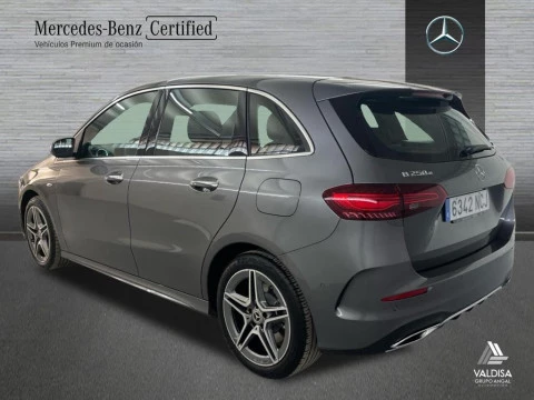 Mercedes-Benz Clase B 250 e con tecnología híbrida EQ
