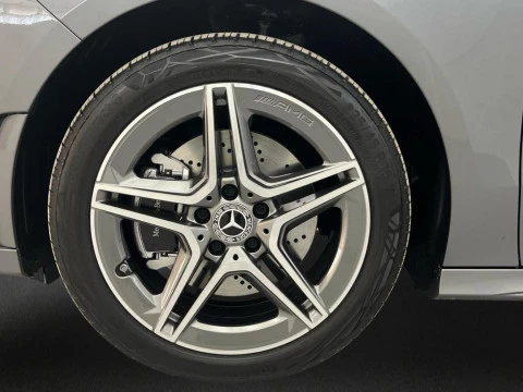 Mercedes-Benz Clase B 250 e con tecnología híbrida EQ