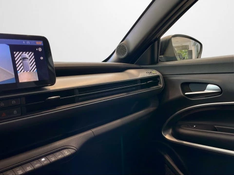 Jeep Avenger 1.2 eHybrid 4xe 107kW (145CV) Upland