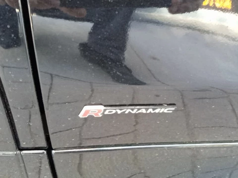 Land Rover Discovery Sport 1.5 I3 PHEV 300PS AWD Aut R-Dynamic Base