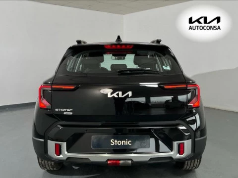 Kia Stonic 1.0 T-GDi 85kW (115CV) MHEV Concept