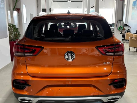 MG ZS Luxury 1.5VTI-tech - Naranja