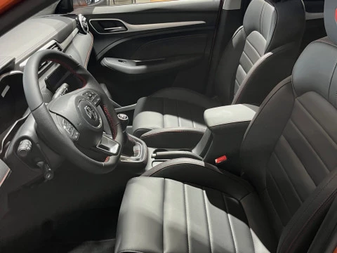 MG ZS Luxury 1.5VTI-tech - Naranja