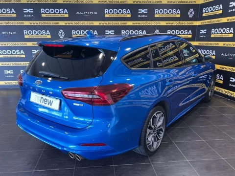 Ford Focus 1.0 Ecoboost MHEV 114kW ST-Line