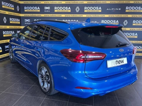Ford Focus 1.0 Ecoboost MHEV 114kW ST-Line