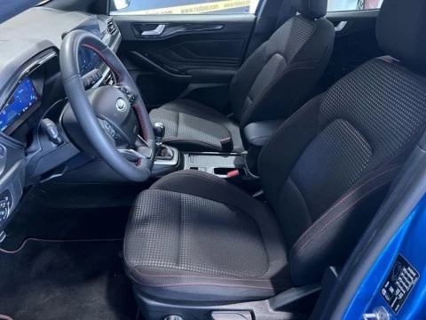 Ford Focus 1.0 Ecoboost MHEV 114kW ST-Line