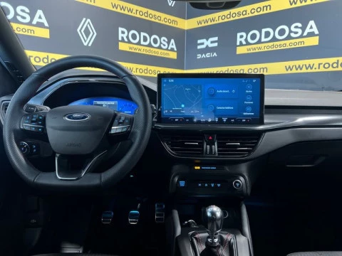 Ford Focus 1.0 Ecoboost MHEV 114kW ST-Line