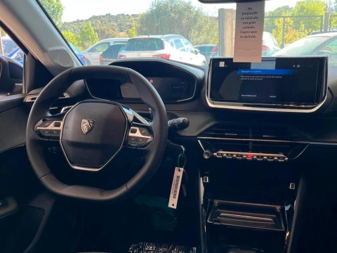 Peugeot 208 1.2 MHEV 110 E-DCS6 AUTO ALLURE 5P