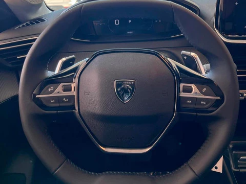 Peugeot 208 1.2 MHEV 110 E-DCS6 AUTO ALLURE 5P