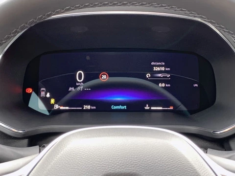 Renault Captur techno Eco-G 100cv (74 kW)